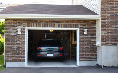 Three Solid Reasons to Shop Residential Garage Doors in Chicago, IL