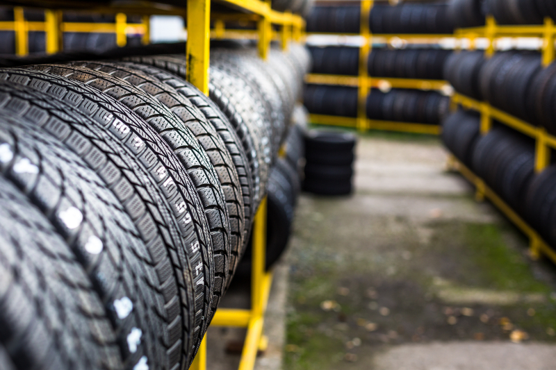 Quick Solutions from an Emergency Tire Shop Salem VA Drivers Depend On When Stranded