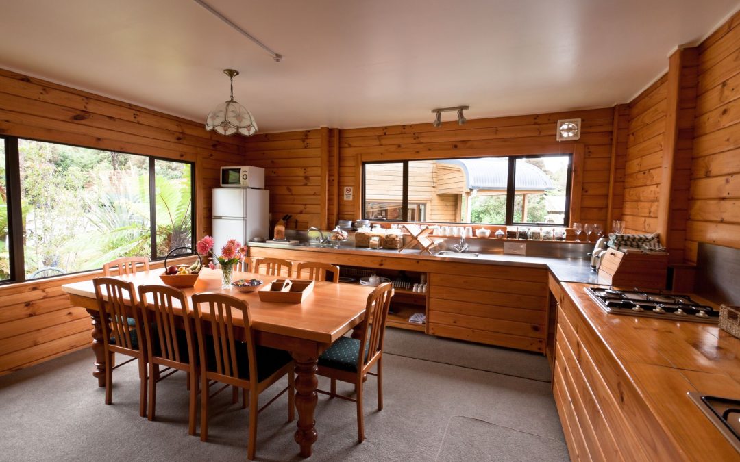 Enhance Kitchen Functionality Using Custom Cabinetry Cincinnati OH for Lasting Value