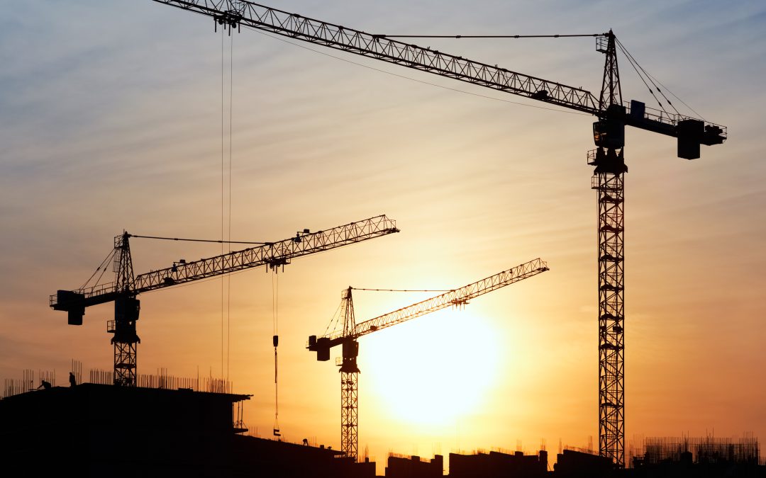 How Crane Rental in Franklin, TN Simplifies Heavy Lifting for Contractors and Builders